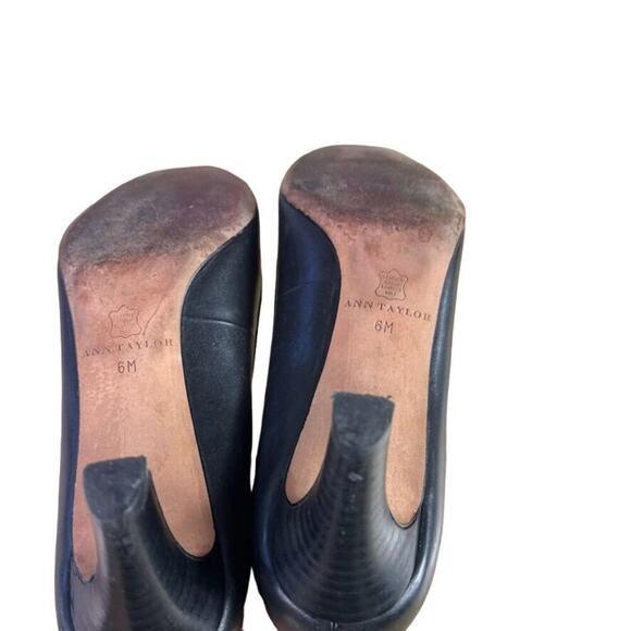 Ann Taylor Pumps Women 6 Black Leather Embossed Croc Front Loafer Pointed Toe - Picture 7 of 11